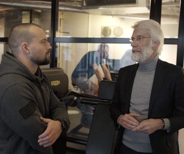 Erik Scherder en het Nut van Optimisme duikt in de positieve werking van schaken op het brein
