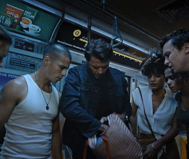 Taylor Russell en Logan Miller moeten opnieuw zien te ontsnappen in Escape Room: Tournament of Champions