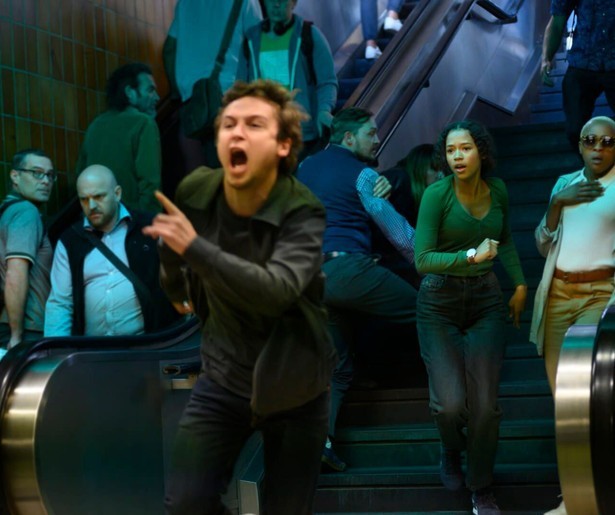 Taylor Russell en Logan Miller doen weer mee aan een levensgevaarlijk spelletje in  Escape Room: Tournament of Champions 