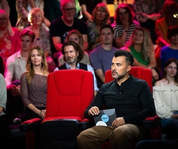 Özcan Akyol in gesprek met Dimitri Verhulst in Eus' Boekenclub