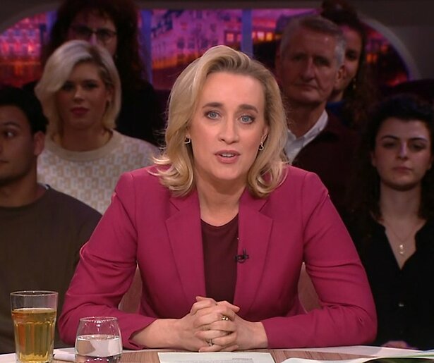 Eva Jinek deelt update over 'aantrekkelijke' man in haar uitzending