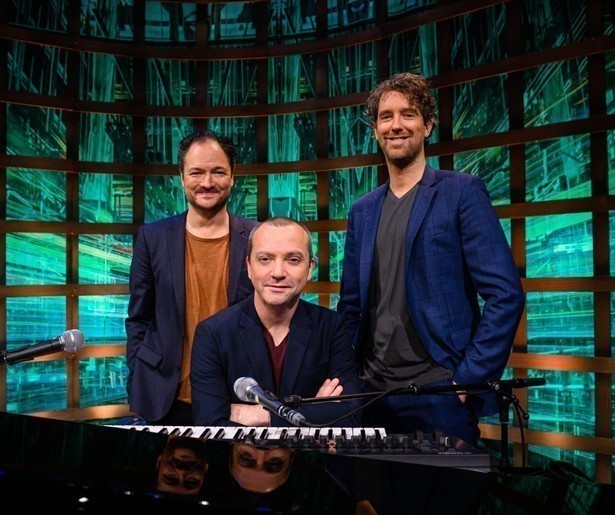 Niels van der Laan en Jeroen Woe beleven weer grote successen met Even Tot Hier