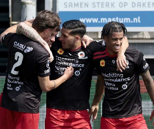 De Eredivisie-clubs strijden dit seizoen nog een laatste keer tegen elkaar