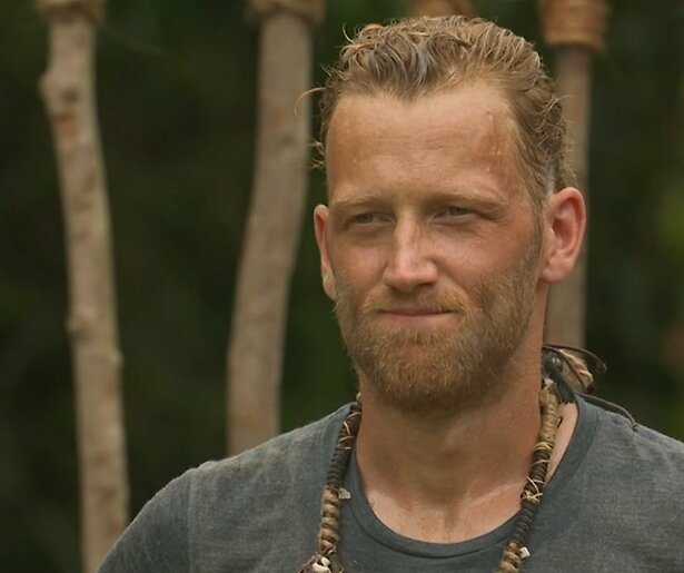 Wie valt er vlak voor de halve finale af in Expeditie Robinson 2022?