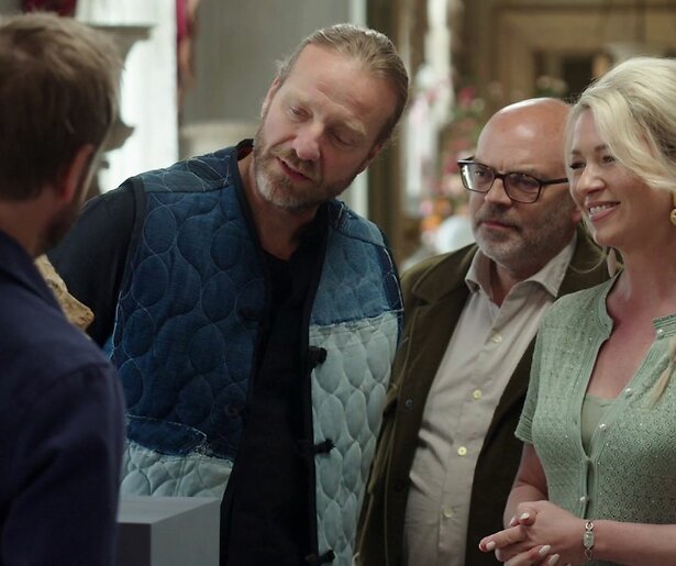 De experts van Van Onschatbare Waarde krijgen het oudste voorwerp ooit onder ogen