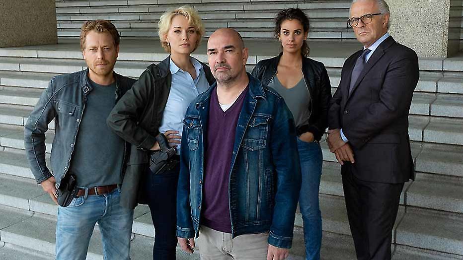 De TV van gisteren: Finale Flikken Rotterdam eindigt onder het miljoen De TV van gisteren: Finale Flikken Rotterdam eindigt onder het miljoen