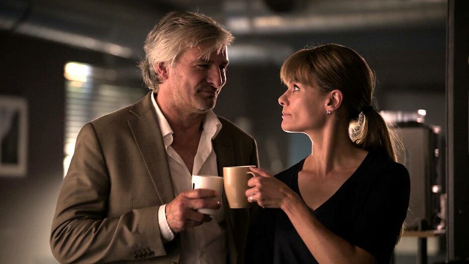 Floris Wolfs en Eva van Dongen in Flikken Maastricht. Floris Wolfs en Eva van Dongen in Flikken Maastricht.