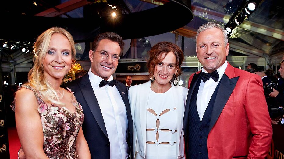 Floortje Dessing, Gerard Joling, Monic Hendrickx en Gordon tijdens het Gouden Televizier-Ring Gala 2016