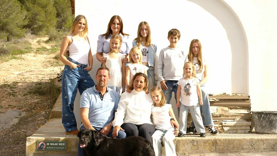 De familie Jelies keert terug in Jelies & Gnodde: Grote Gezinnen Emigreren