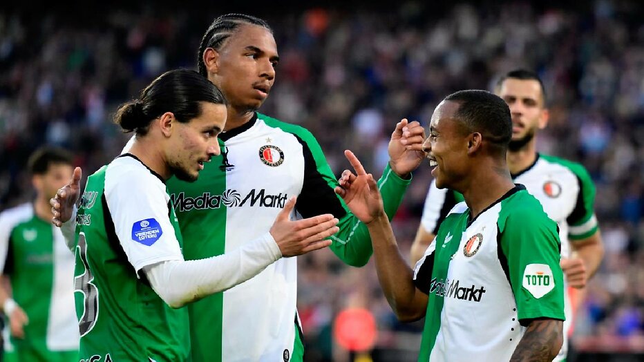 Igor Paixao, Anis Hadj Moussa en Calvin Stengs (Feyenoord)