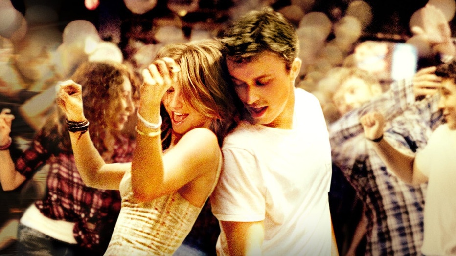 Kenny Wormald en Julianne Hough in Footloose