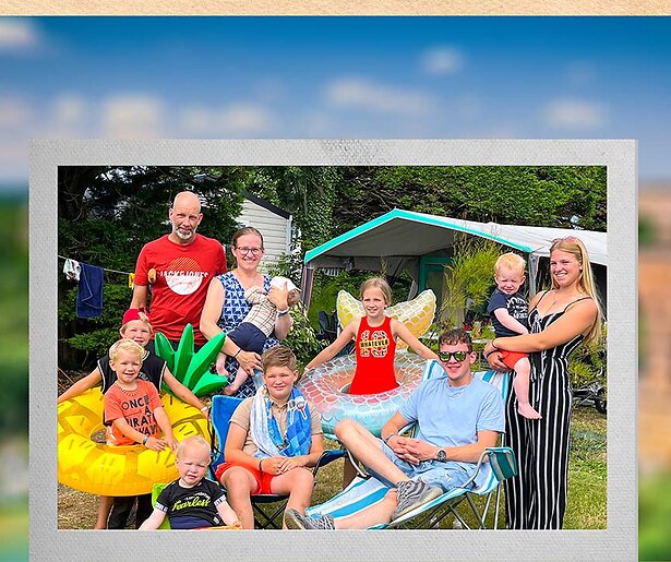 De familie Scheerhoorn komt in de problemen in Grote Gezinnen, Grote Vakanties