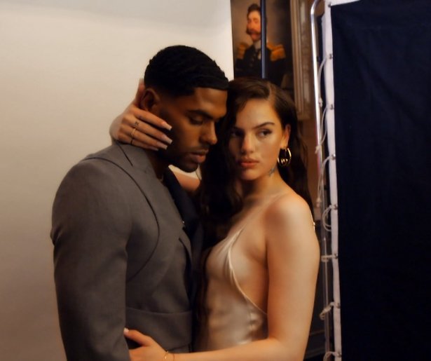 Famke Louise scoort dikbetaalde Videoland-realityserie met vriend