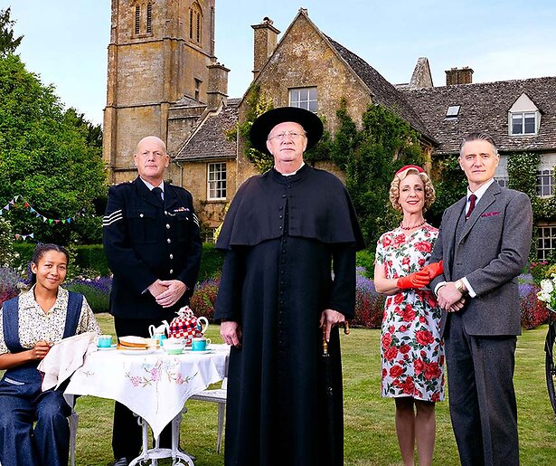 Nieuwste seizoen van de hitserie Father Brown te zien bij BBC First