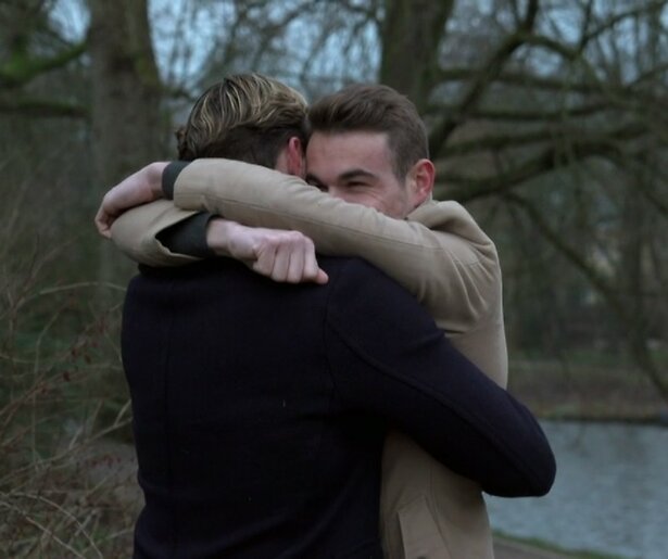 Tortelduifjes Marvin en Ferdi uit seizoen 1 van Prince Charming vieren de liefde