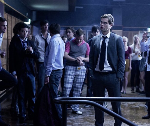 Kijktip: Brallen, seks en veel bier in Feuten: Het Feestje