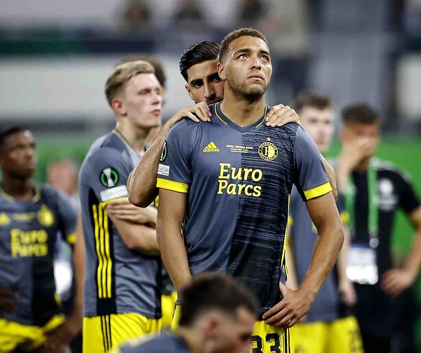 De TV van gisteren: 2,3 miljoen kijkers zien Feyenoord jammerlijk verliezen van Roma