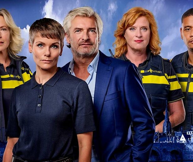 Flikken Maastricht-actrice voor eerste keer oma geworden: 'Liefdesaanval!'