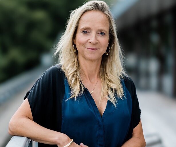 Televisiesterren bij de stembus: déze BN'ers brachten hun stem al uit