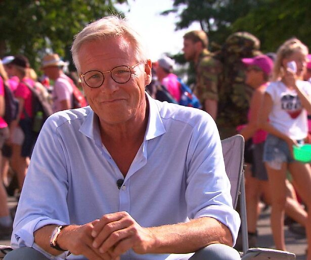 Fons de Poel, Sosha Duysker en Tim Hogenbosch doen verslag van 105e Nijmeegse Vierdaagse