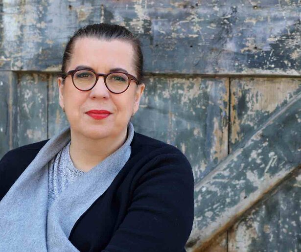 Francis van Broekhuizen zit tegen 'een soort van overwerktheid aan en neemt pauze