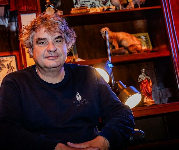 Frank Lammers onthult eigen tegel op Walk of Fame in Oostende