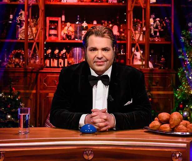 Frank Evenblij blikt met BN'ers terug op 2023 in Rad van het Jaar