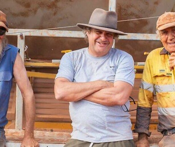 Frank Lammers vindt in Australische outback goud in serie voor Discovery