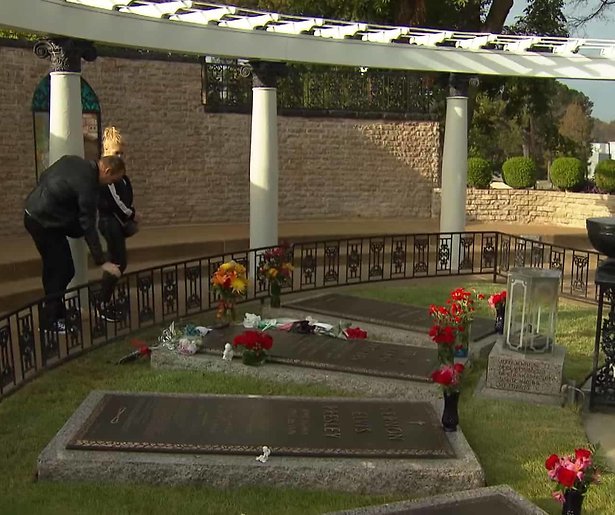 De TV van gisteren: NPO 1 winnaar op zonnige Bevrijdingsdag