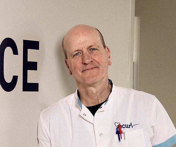 Kees krijgt in Medisch Centrum West te maken met een overijverige stagiaire