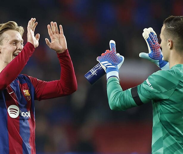 FC Barcelona en Napoli nemen het tegen elkaar op in de Champions League