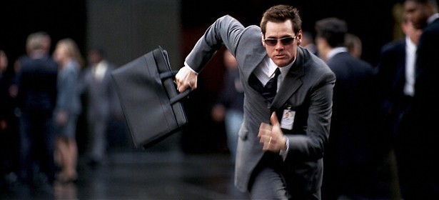 Fun with Dick and Jane - Jim Carrey steelt zijn kostje bij elkaar