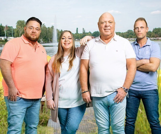 Peter Gillis staat er alleen voor in het nieuwe seizoen Familie Gillis: Massa Is Kassa