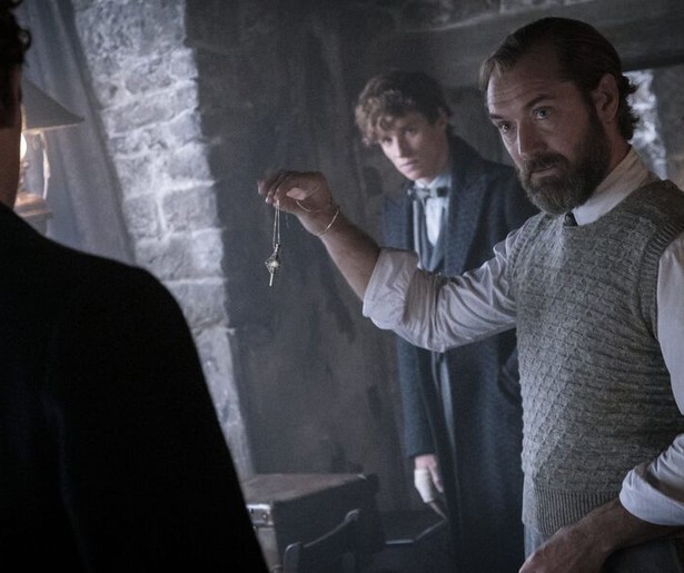 Eddie Redmayne en Jude Law bundelen hun krachten in Fantastic Beasts: The Secrets of Dumbledore