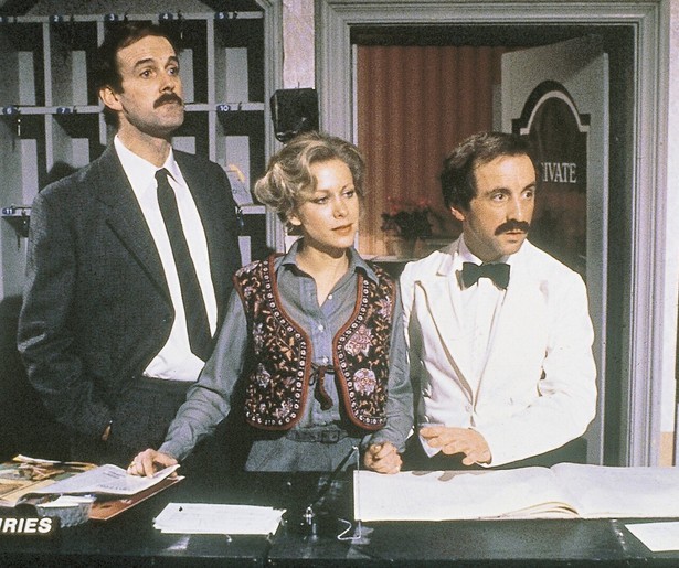 ONS herhaalt beide seizoenen van Fawlty Towers 