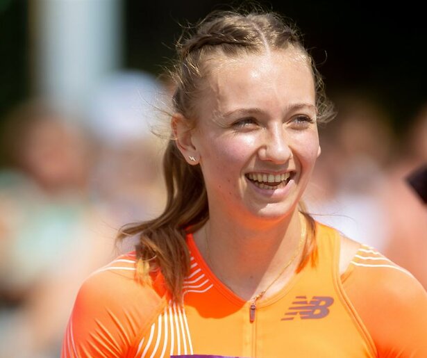 Femke Bol aast op goud tijdens het WK Atletiek 2023 