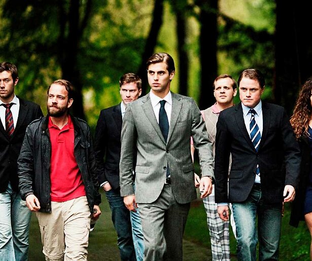 Corpsbal Manuel Broekman gaat nog één keer los in Feuten: Het Feestje