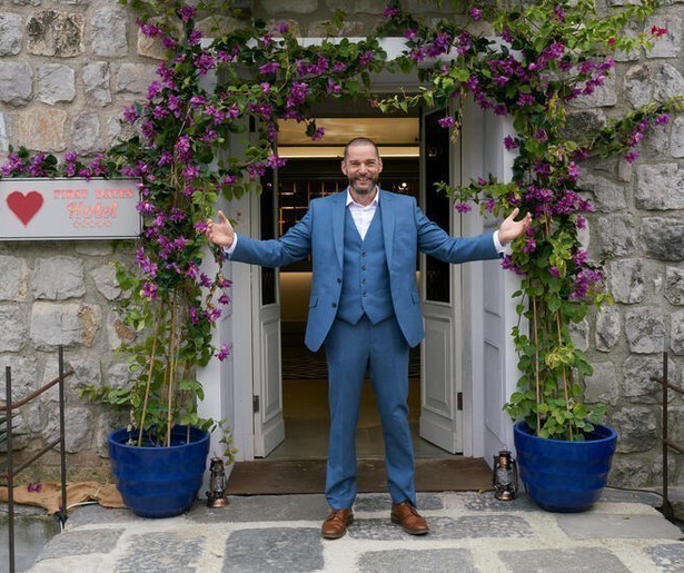 Op blind date in First Dates Hotel