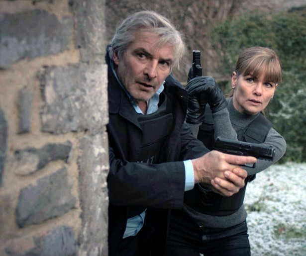 Eva en Wolfs moeten opnieuw achter Eddie aan in slot Flikken Maastricht