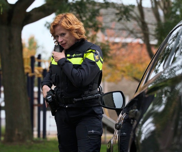 Oda Spelbos en Sergio IJssel doen een onverwachte vangst in Flikken Maastricht