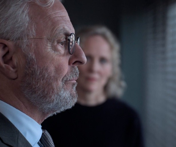 Flikken Rotterdam krijgt te maken met een dode basisschoolleraar