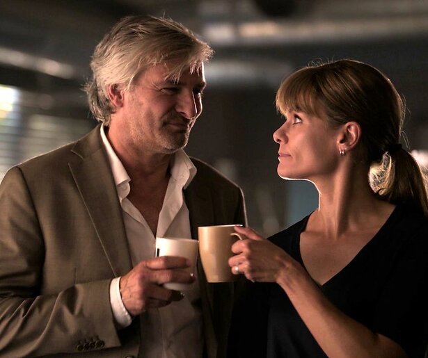 6 onvergetelijke momenten van Eva van Dongen en Floris Wolfs in Flikken Maastricht