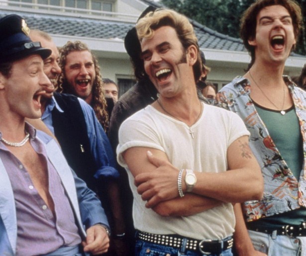 De familie Flodder wil Zonnedael op zijn kop zetten in Flodder 3