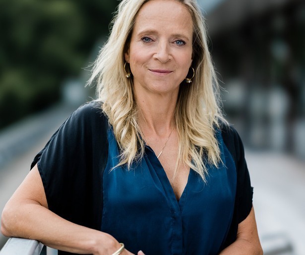 Floortje Dessing reist in deze herhaling af naar Slovenië