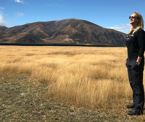 Floortje Dessing gaat opnieuw langs bij Doyne in herhaling Floortje terug naar het Einde van de Wereld