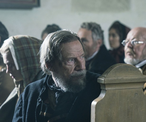 Jesper Christensen steelt de show in hartverscheurend drama Før Frosten