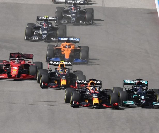 Max Verstappen en Lewis Hamilton starten strijd in Mexico
