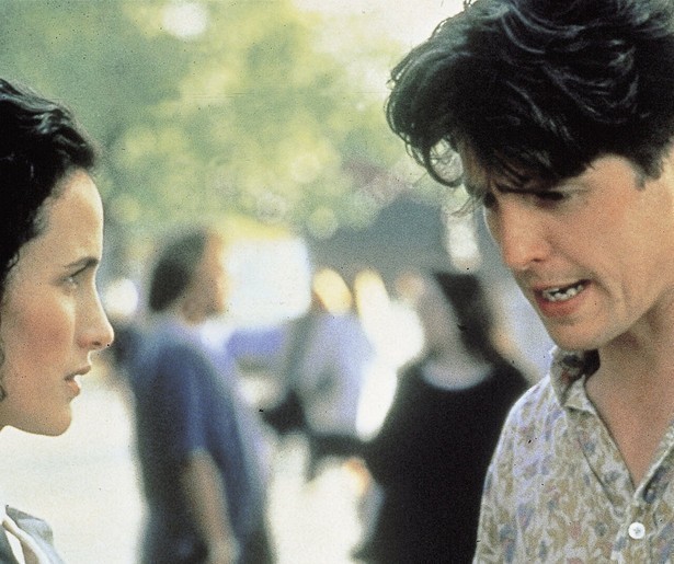 De grote doorbraak van Hugh Grant dankzij Four Weddings and a Funeral