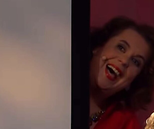 Zien: Eerste beelden van bijzonder optreden voor André van Duin