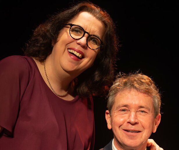 Francis van Broekhuizen sluit samen met Gregor Bak het Opium op Oerol-seizoen af